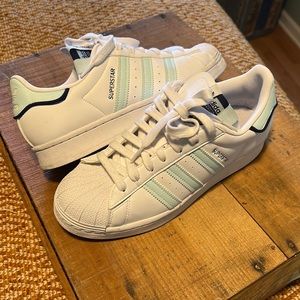 Adidas superstar